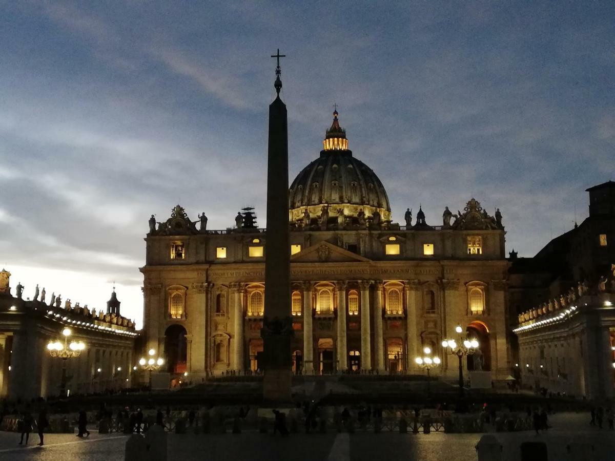 Fotofever Apt, Two Bedrooms With Air Conditioned In Elegant Shopping Area, Close To Vatican City 罗马 外观 照片